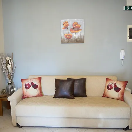 Neossia - Escape Tripoli