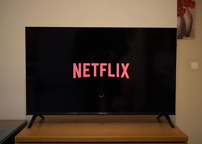 Neossia - Escape * Tripoli