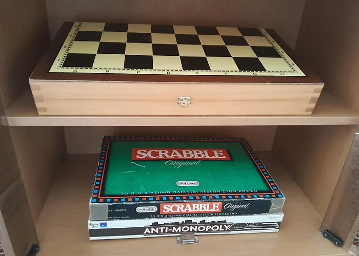 Neossia - Escape Tripoli